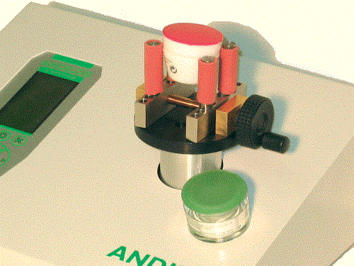 Microtork, medición de par de frascos pequeños